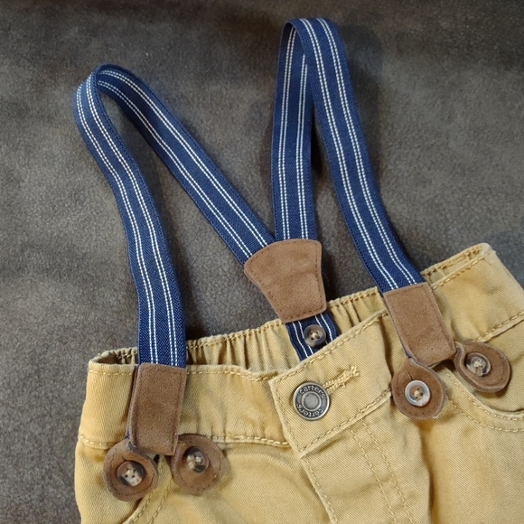3/$20 carter's3M boys pants and suspenders set - Picture 4 of 4